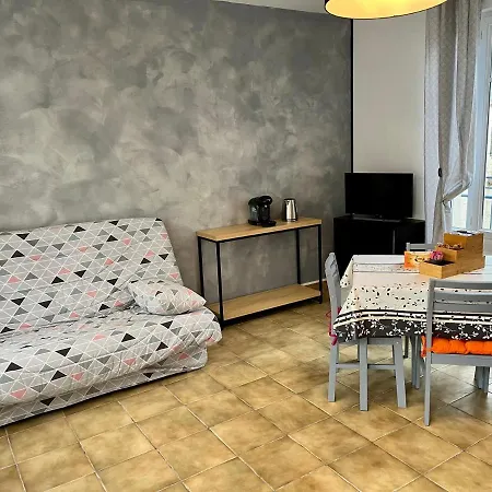 Studio Independant Dans Maison Individuelle Nancy Extérieur photo